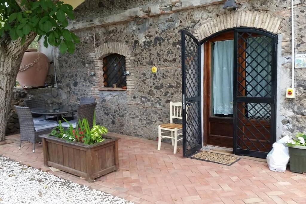 בלפאסו Villa Segreta, Mount Etna מראה חיצוני תמונה